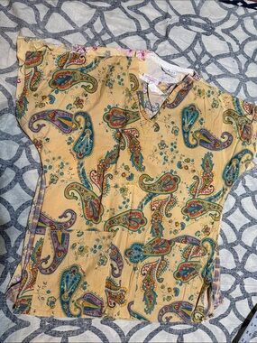 Yellow Paisley Medical Scrub Top set of 3 100% cotton medium